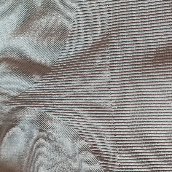 Velocity Women's Training Sports Bra Gym Wear, Active Wear, Athletic Wear. - Picture 4 of 6